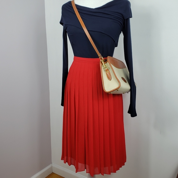 Ann Taylor Dresses & Skirts - Ann Taylor red pleated knee length skirt